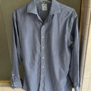 Brooks Brothers men’s gingham blue and white dress shirt. 16.5 34/35. Non-iron